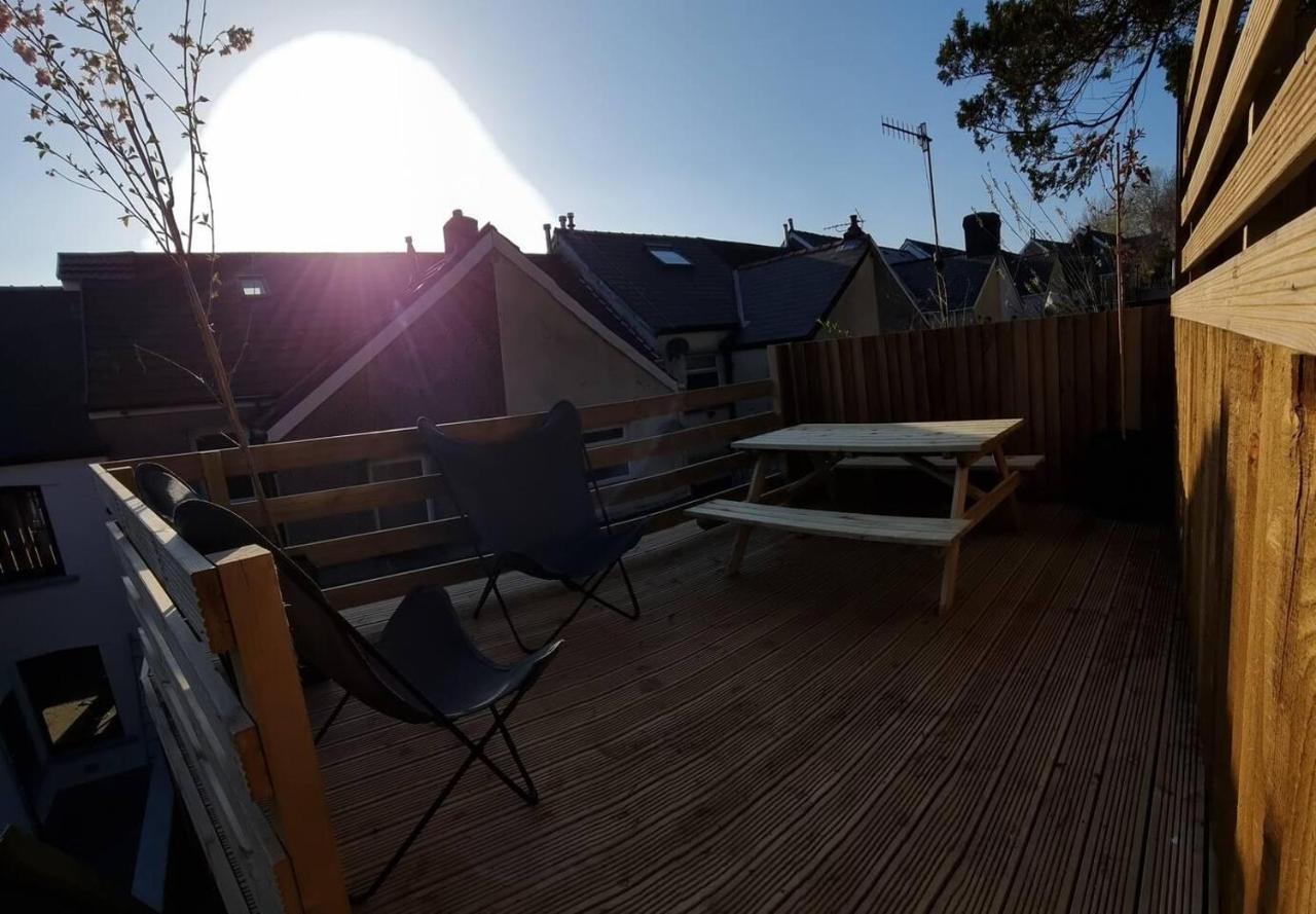 Modern 4-Bedroom Townhouse With Private Garden Abertillery Εξωτερικό φωτογραφία